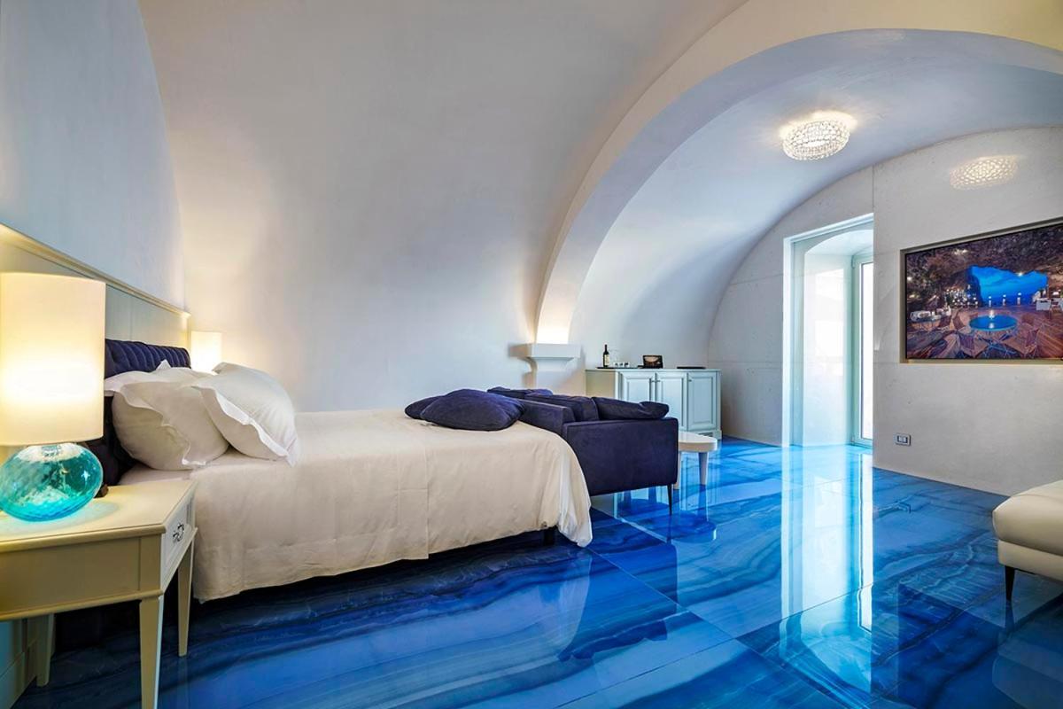 Hotel Grotta Palazzese Polignano a Mare Esterno foto